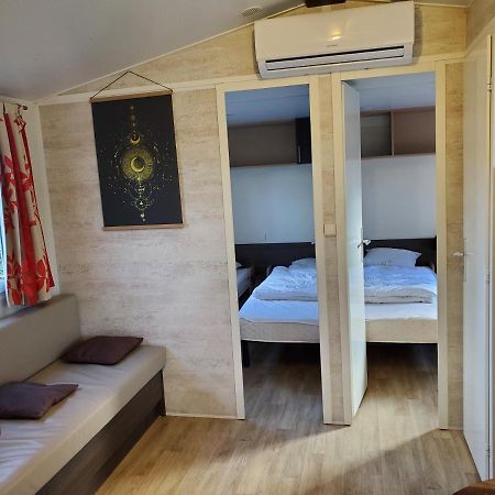 Mobil Home Recent Clim 3Ch Camping3* Piscine Argeles-sur-Mer Bagian luar foto