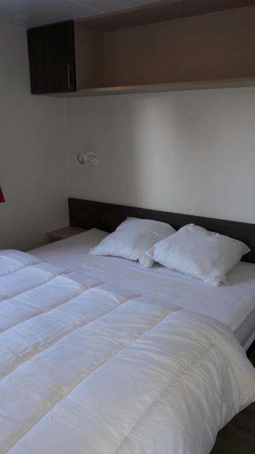 Mobil Home Recent Clim 3Ch Camping3* Piscine Argeles-sur-Mer Bagian luar foto
